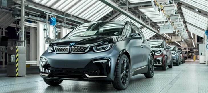 Компания BMW выпустит полностью электрические i1 и i2 в 2027 году