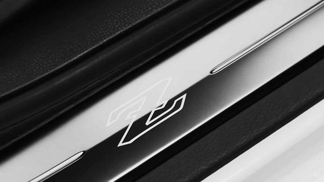 Nissan продолжает делиться подробностями о новом спорткаре Z Proto 