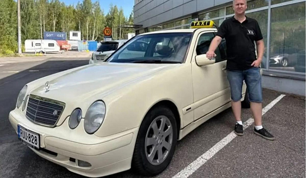 Mercedes E-Class из такси прошел рекордное количество километров