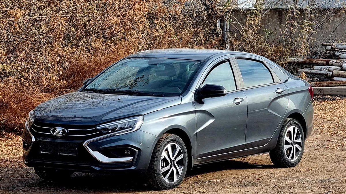 АвтоВАЗ дарит бесплатную модернизацию Lada Vesta: авто оснастят важным блоком безопасности 