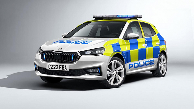 Skoda Fabia превратили в полицейский автомобиль для Великобритании