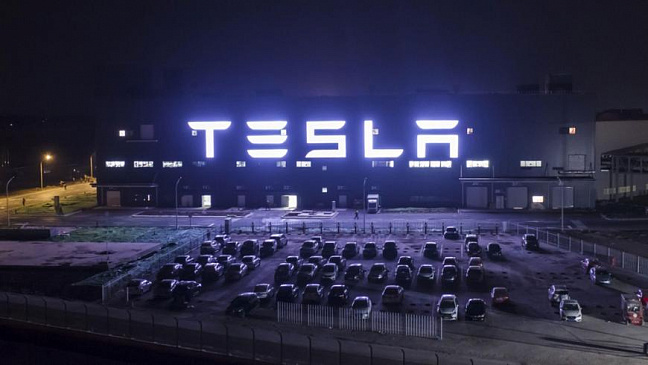 Продажи автомобилей Tesla в Китае снизились на 70% из-за дефицита компонентов