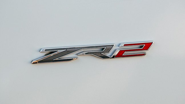 Chevrolet Silverado ZR2 2022 года обещает стать внедорожным пикапом