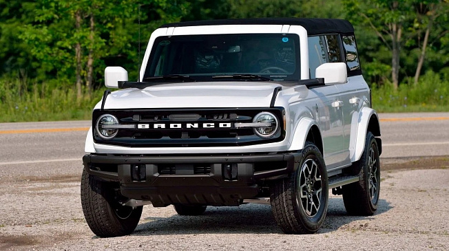 Первый серийный экземпляр внедорожника Ford Bronco выставили на аукцион