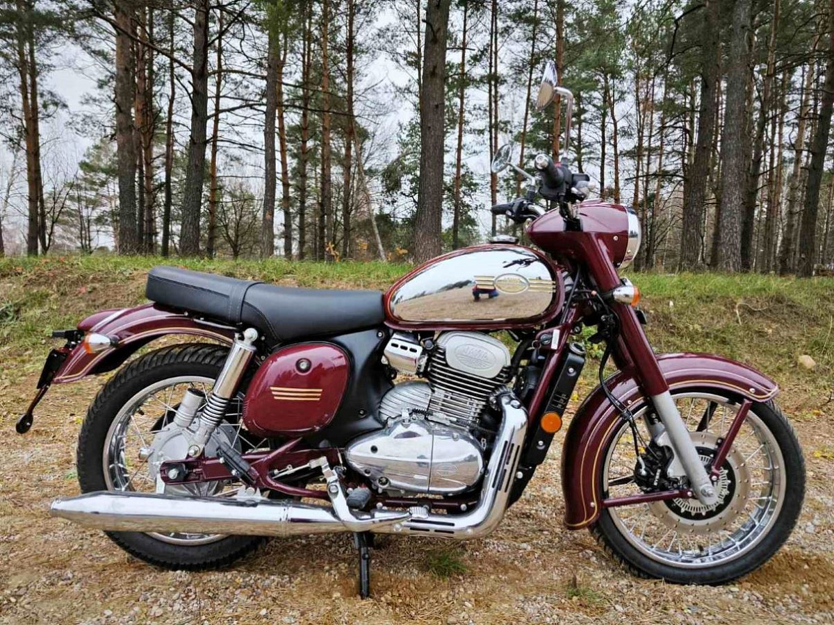 Jawa 300 CL KYVACKA – возвращение легенды СССР в Россию с индийским колоритом