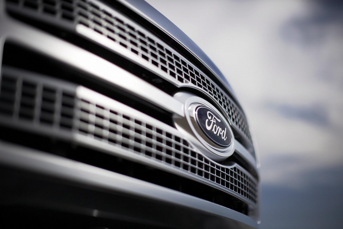 Компания Ford закрывает дилеров и переход в онлайн