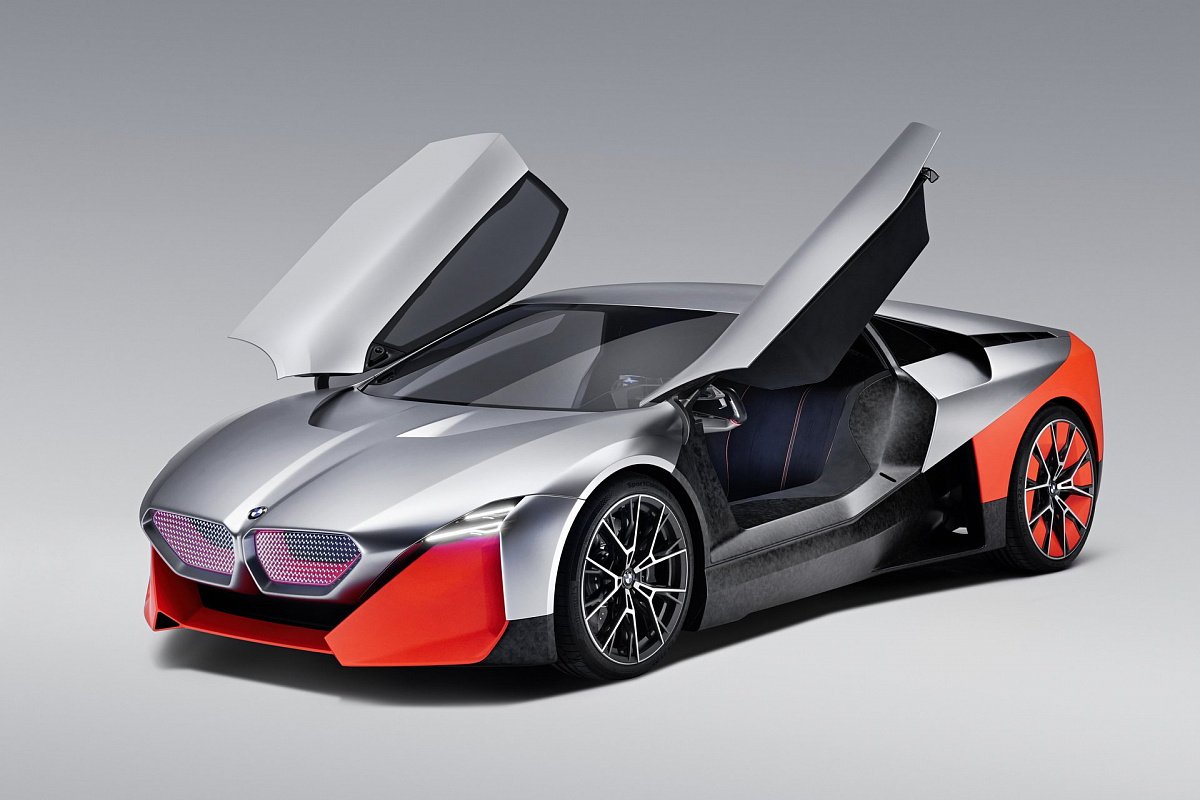 BMW считает, что технология электромобилей пока не соответствует стандартам M