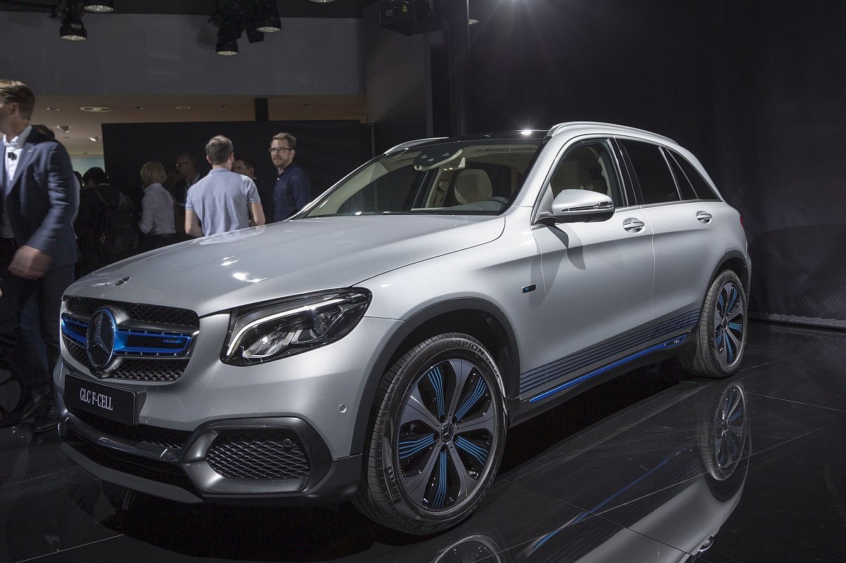 Mercedes-Benz представил кроссовер GLC – F-Cell работающий на водородных элементах