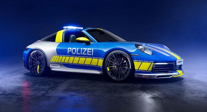 Тюнинг-ателье TechArt сделало Porsche 911 Targa для полиции Германии