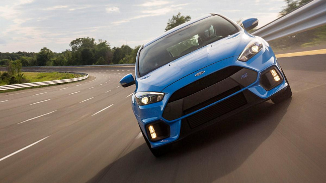 В этом ролике показан заед Ford Focus RS на максимальной скорости