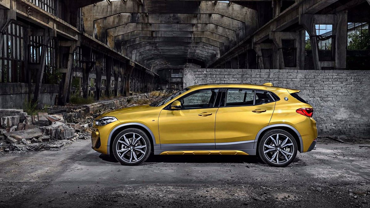 Когда начнутся продажи переднеприводного BMW X2?