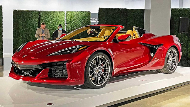 Инженеры Chevy Corvette Z06 рассказали о уникальной конструкции мощного V8 