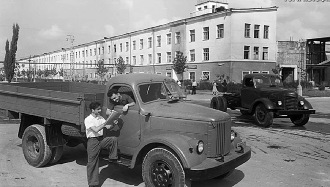 Состоялась публикация видео о самом первом советском грузовике «Колхида»
