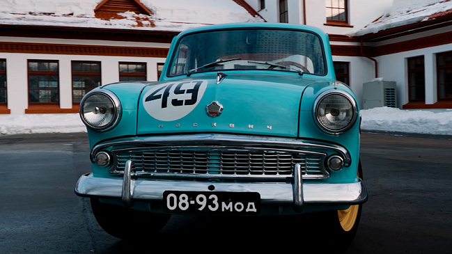Реплику гоночного Москвича-407 1962 года выставили на продажу за 1 млн рублей