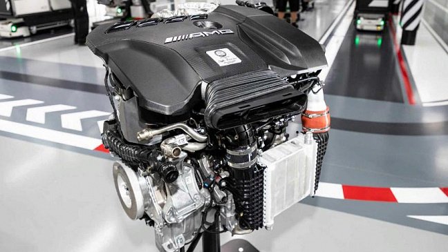Самый мощный в мире двигатель с 4 цилиндрами изготовил Daimler