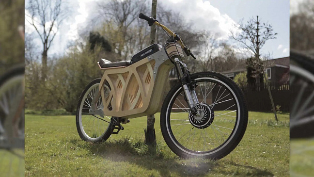 Этот электронный велосипед Rad был изготовлен вручную из дерева