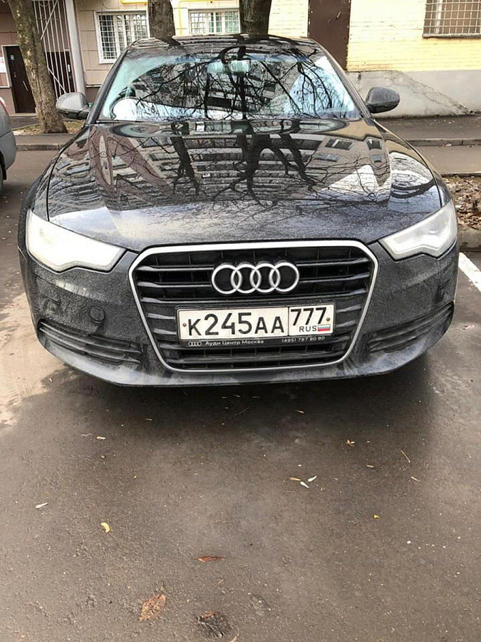 Депутат Мосгордумы отказался от служебного автомобиля в пользу больных детей