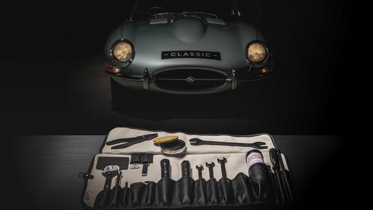 Jaguar выпустил набор оригинальных инструментов для E-Type за 1000 долларов