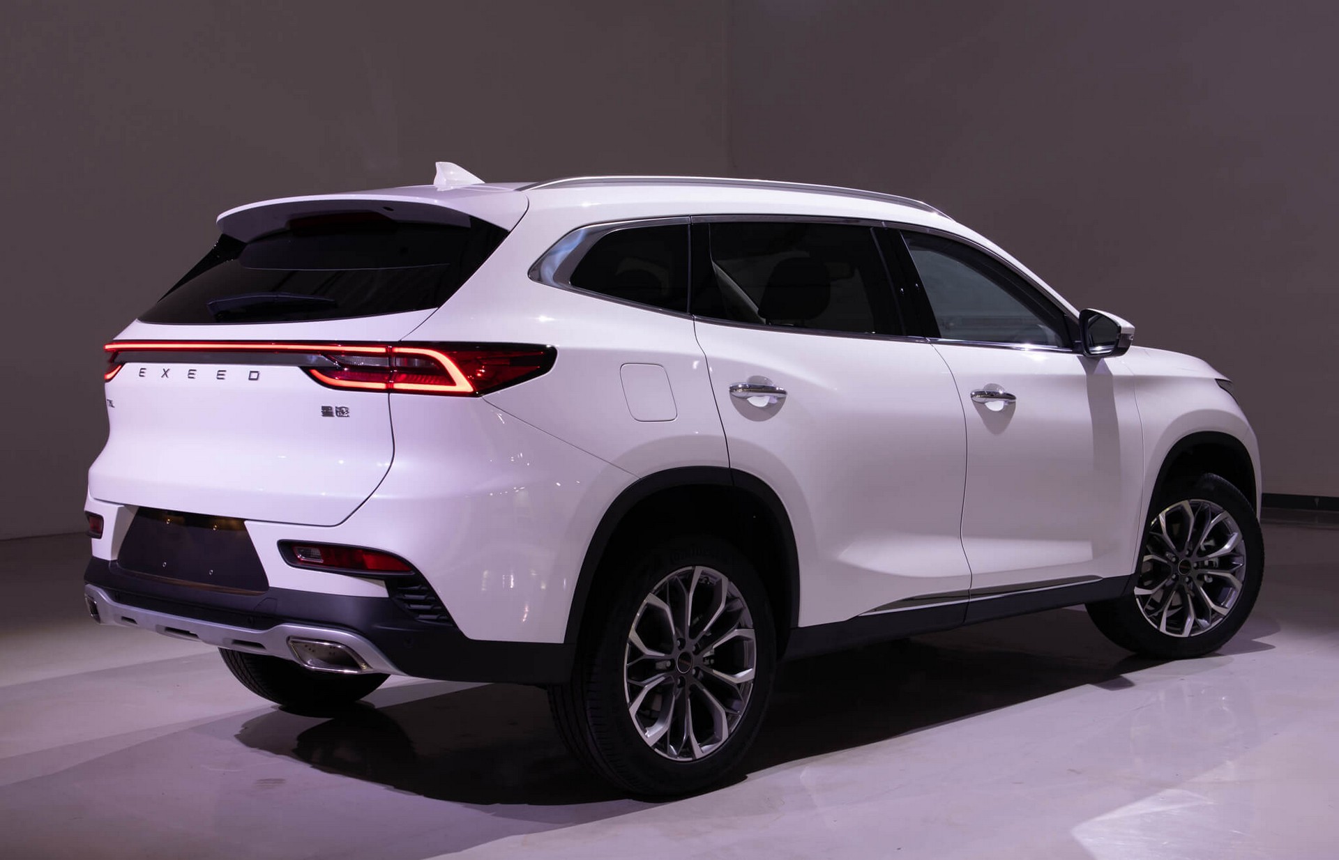 Чери эксид. Chery exceed TXL 2020. Chery exceed 2021. Китайский кроссовер Exeed TXL. Кроссовер чери Эксид 2020.