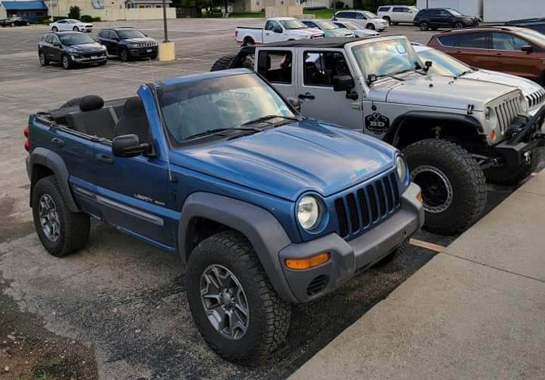 Внедорожник Jeep Liberty превратили в кабриолет в стиле культового  «Джипстера»