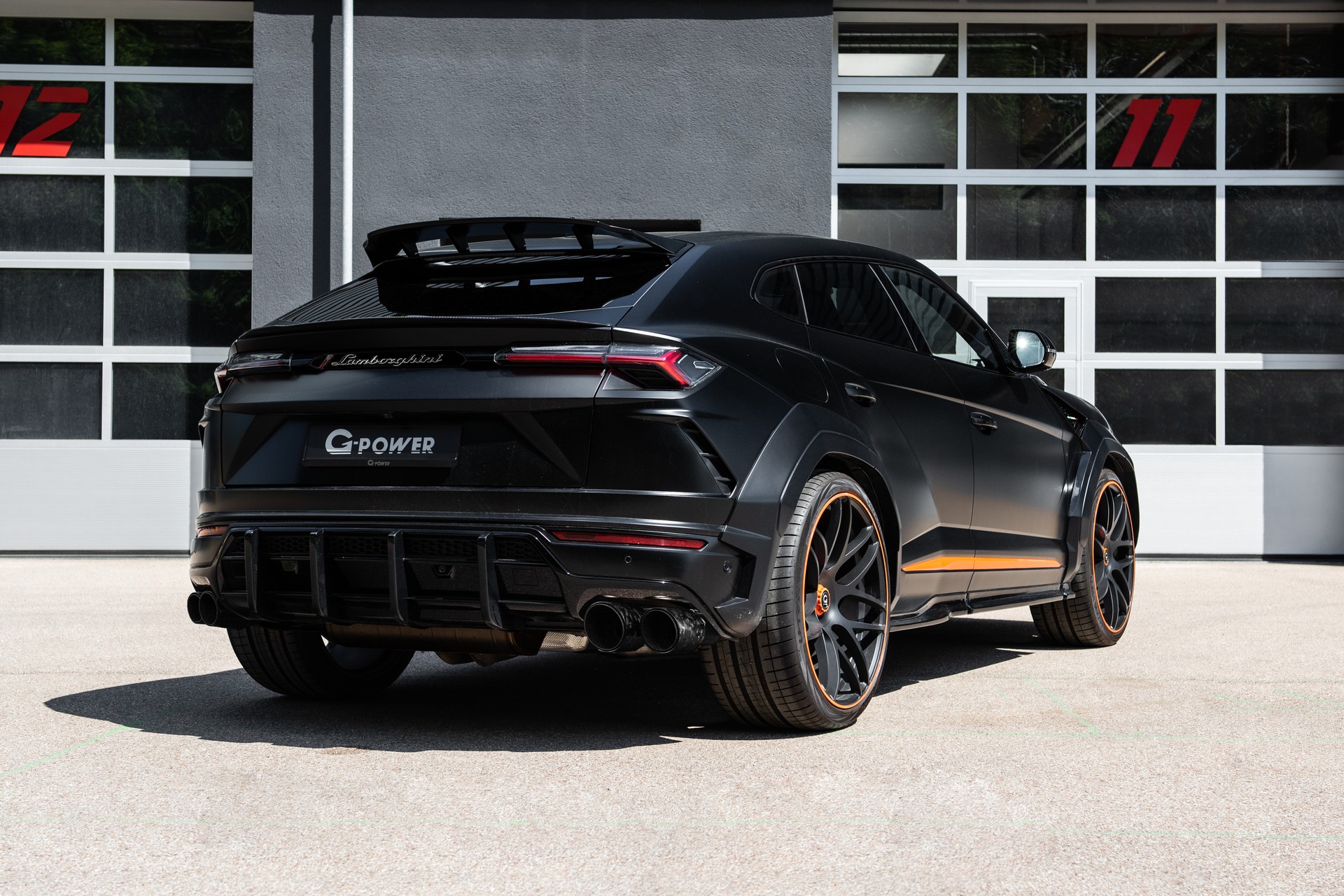 Тюнеры из G-Power представали 780-сильный кроссовер Lamborghini Urus