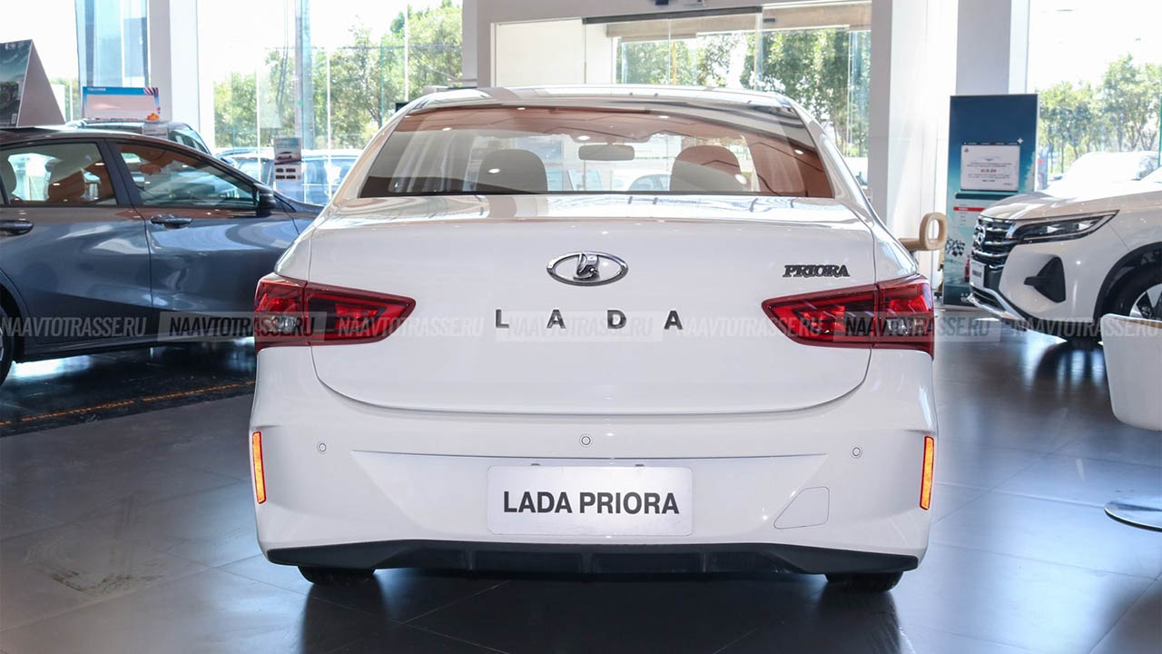 Абсолютно новый седан LADA Priora NFR 2022-2023 года показали на  видеорендерах