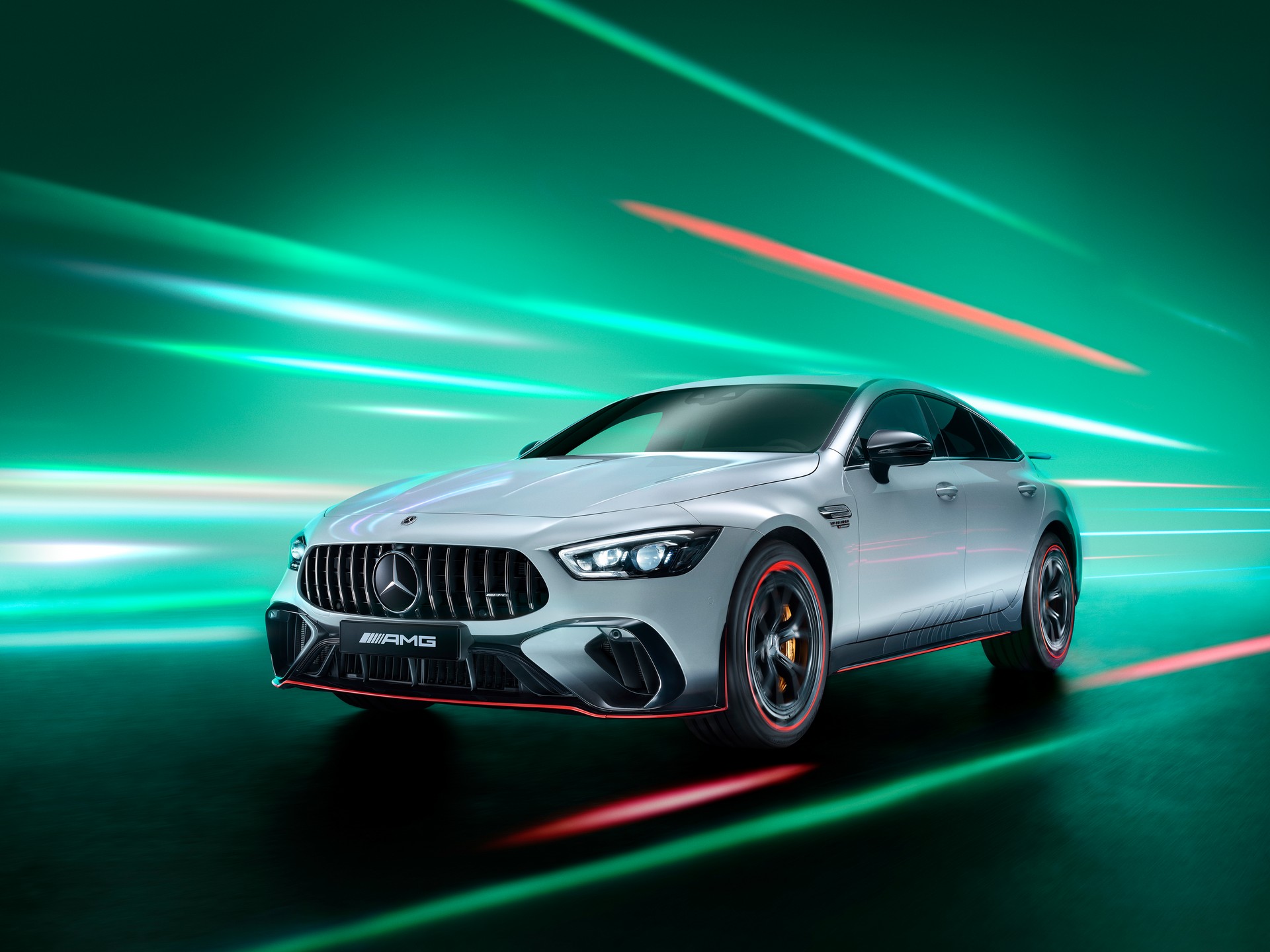 Mercedes-AMG GT 63 S E Performance получил версию в честь Формулы-1 за 24  000 евро