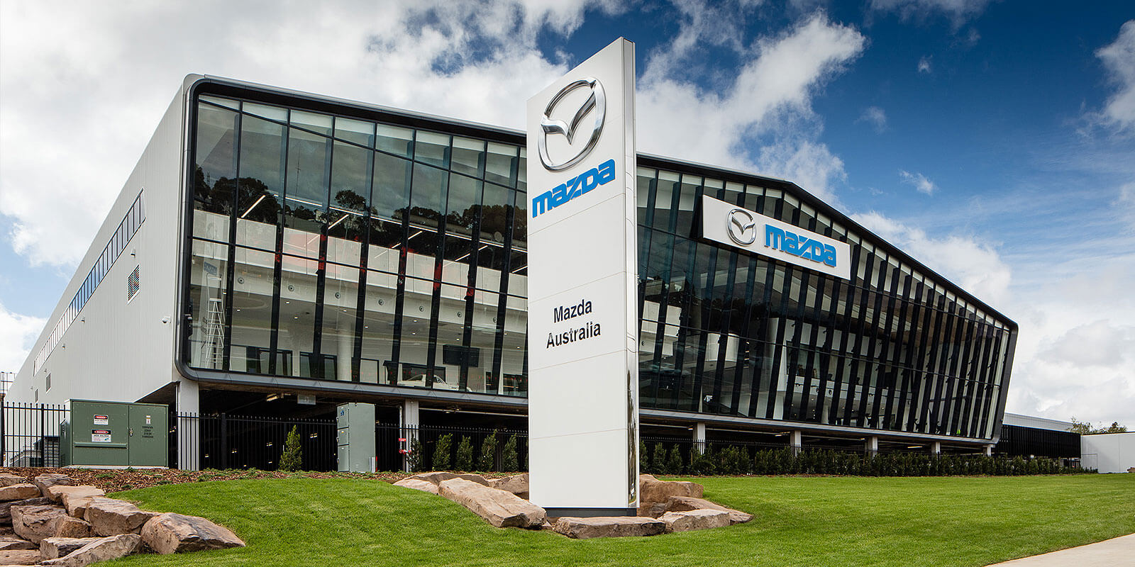 Mazda компания