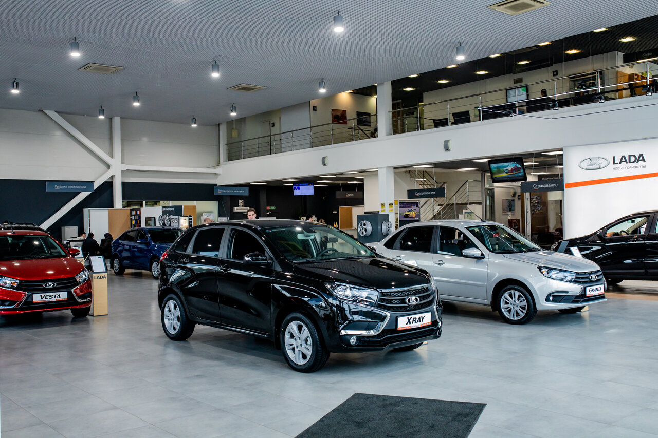 Автомашина LADA Granta стала самой продаваемой моделью АВТОВАЗа в октябре  2022 года