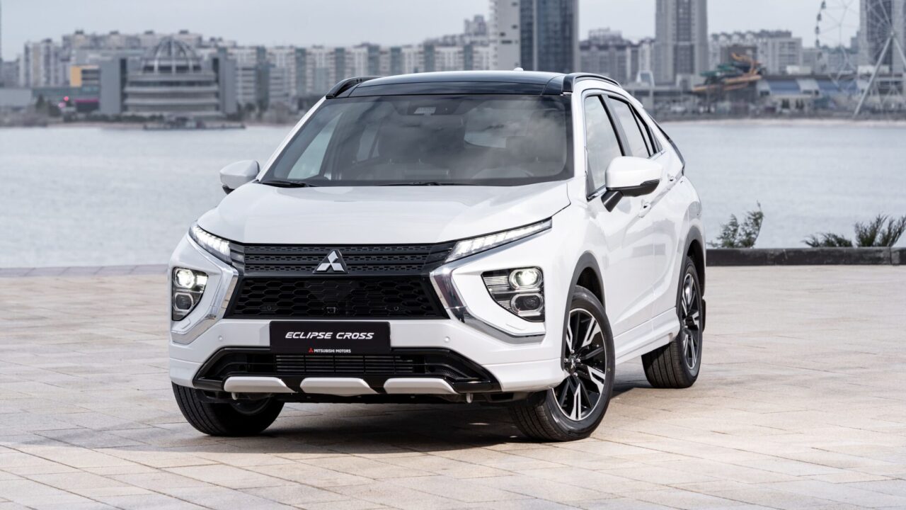 В РФ стартовали продажи новых кроссоверов Mitsubishi Eclipse Cross по цене  от 3 млн рублей