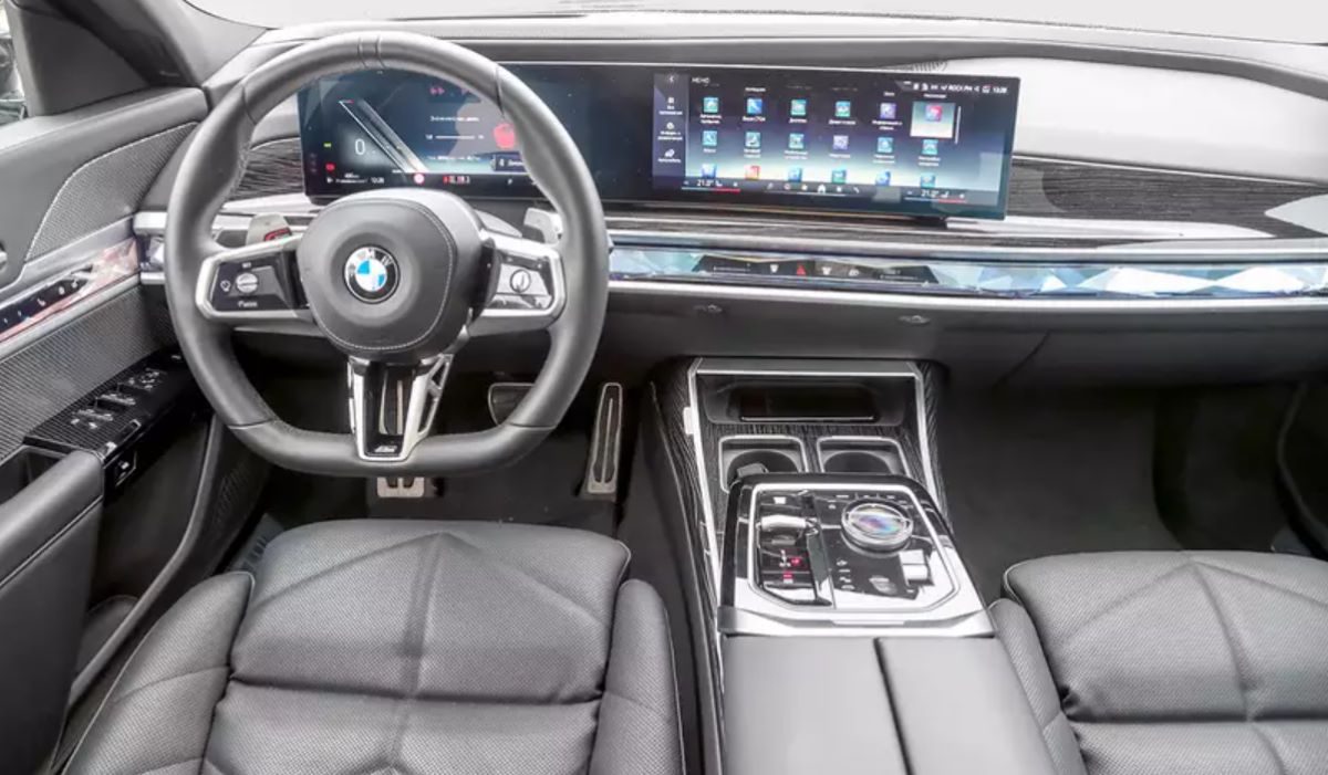 За рулем» провел тест полноприводного BMW 740d с M‑пакетом