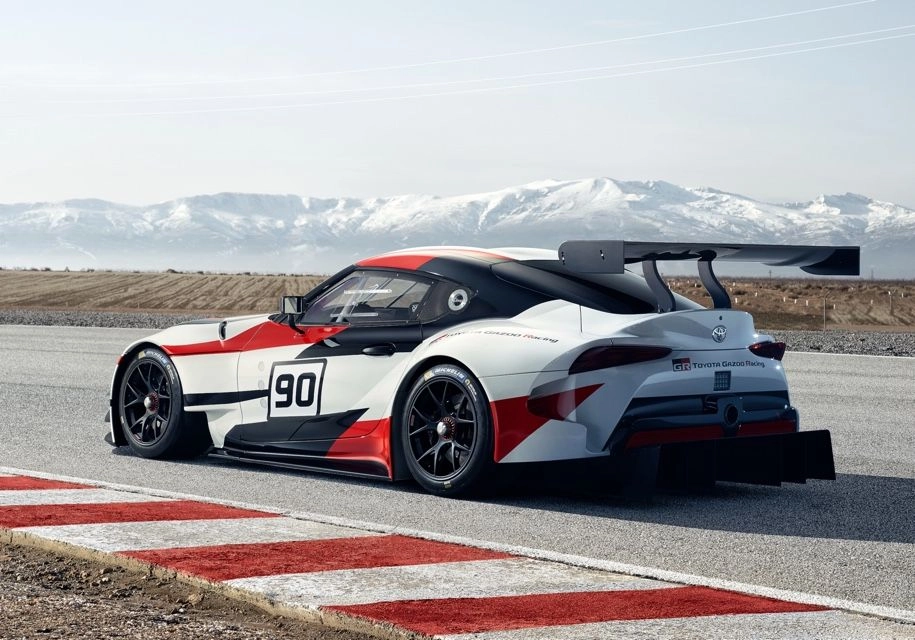 Совершенно новая Toyota Supra не получит «механику»