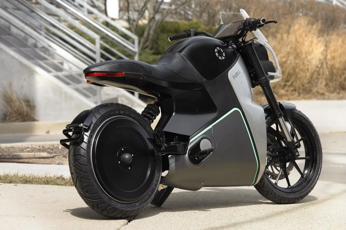 Электробайк Fuell Flow за 12 000 долларов стал доступен для бронирования Электробайк Fuell Flow за 12 000 долларов стал доступен для бронирования