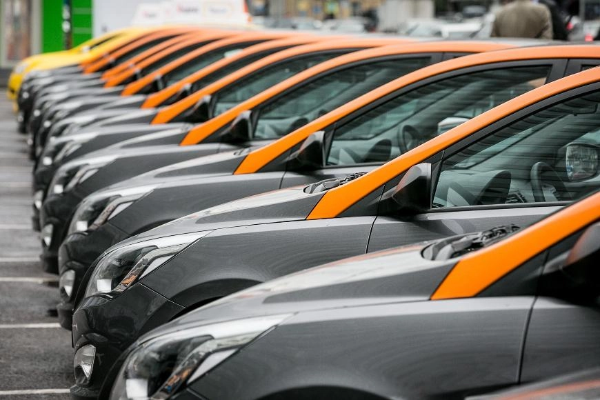 В России начали ежедневно дезинфицировать автомобили каршеринга В России начали ежедневно дезинфицировать автомобили каршеринга