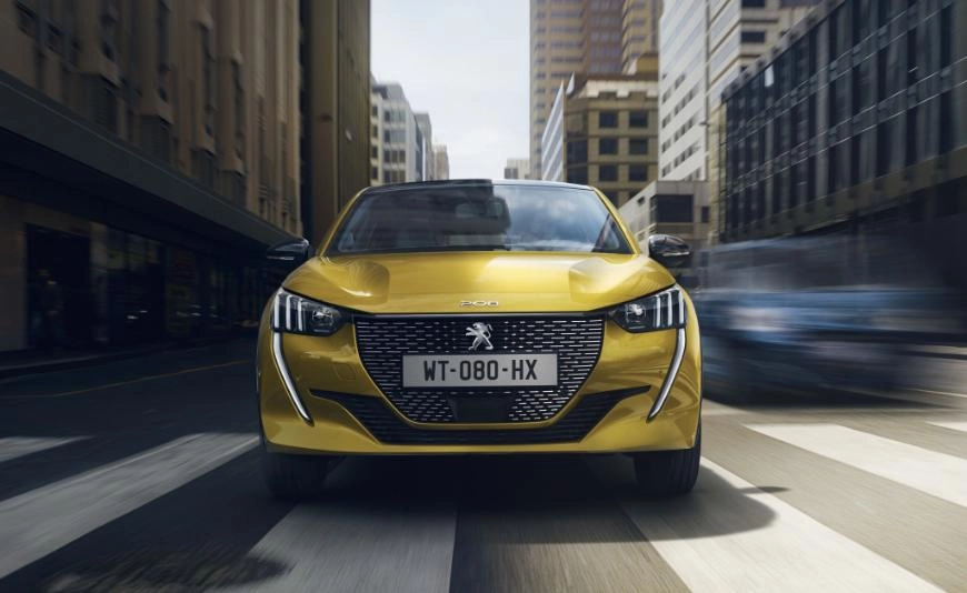 Peugeot объявила цены на свой новый хэтчбек 208 Peugeot объявила цены на свой новый хэтчбек 208