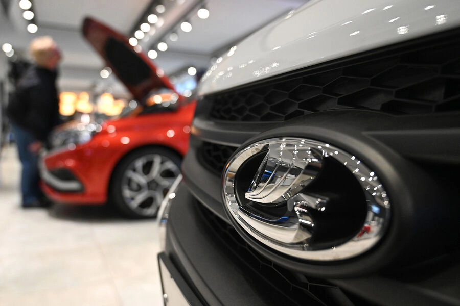 Концерн АВТОВАЗ временно снимет с конвейера три модификации LADA Granta в марте 2023 года