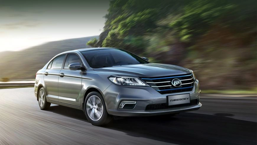 Lifan вывел на китайский рынок бюджетный электрокар