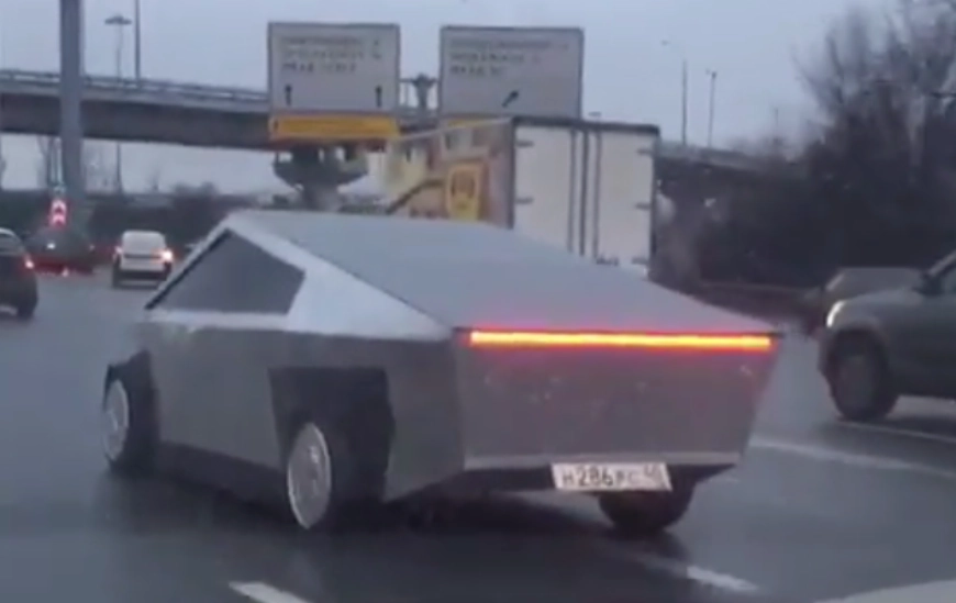 В России создали свой пикап Tesla Cybertruck В России создали свой пикап Tesla Cybertruck