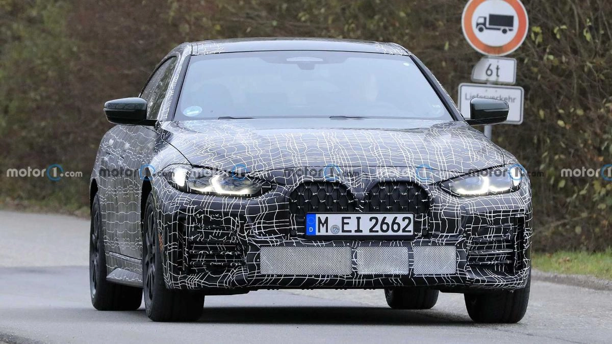 На Нюрбургринге замечен BMW 4 Series Gran Coupe 2022 года 