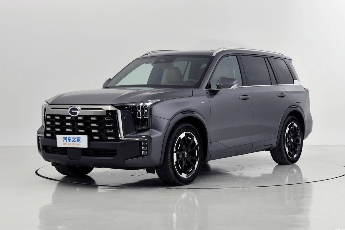 В Китае запустили продажи 7-местного кроссовера GAC Trumpchi ES9 В Китае запустили продажи 7-местного кроссовера GAC Trumpchi ES9