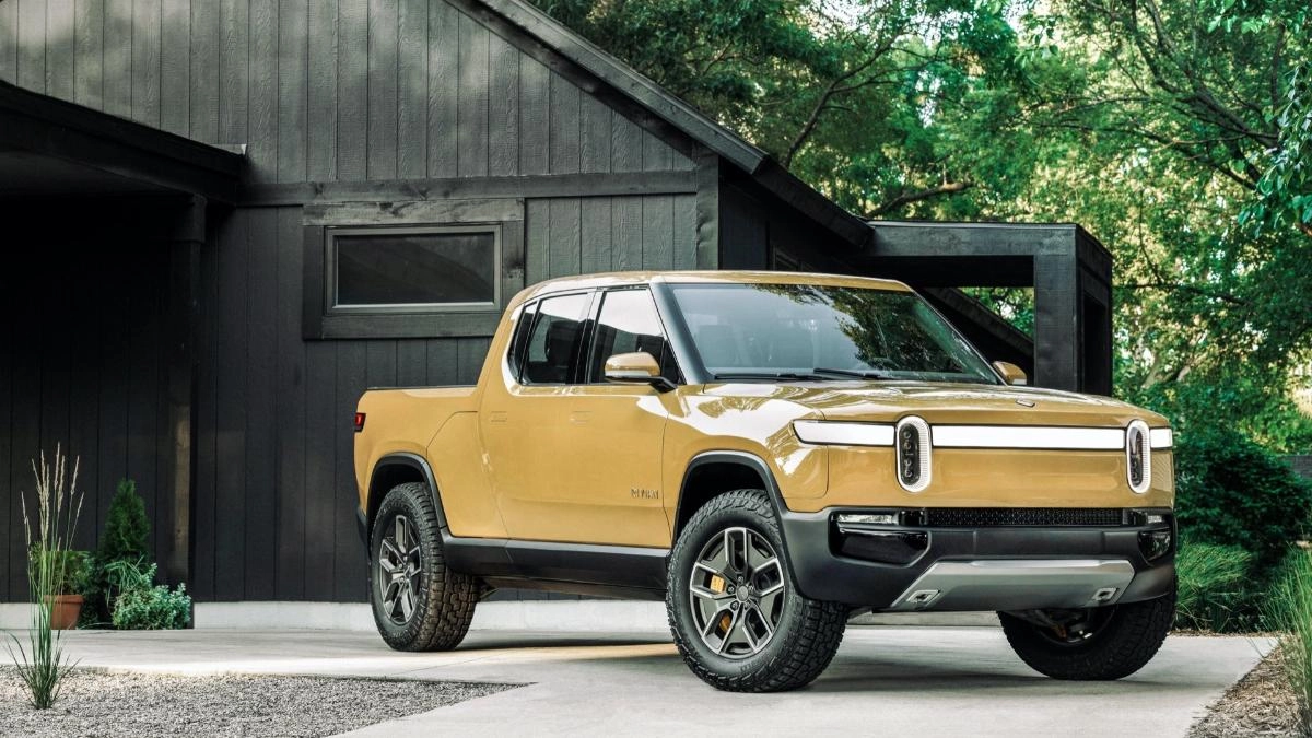 Электрический стартап Rivian увеличил производственную цель на 2023 год