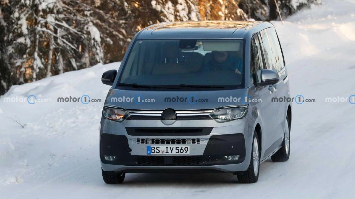 Volkswagen рассказал, когда ждать новых Multivan T7 и пикап Amarok Volkswagen рассказал, когда ждать новых Multivan T7 и пикап Amarok