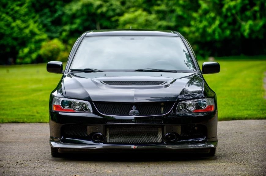 Mitsubishi Lancer Evolution 2006 года оценили как Hyundai Solaris