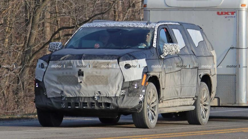 Cadillac тестирует новое поколение внедорожника Escalade
