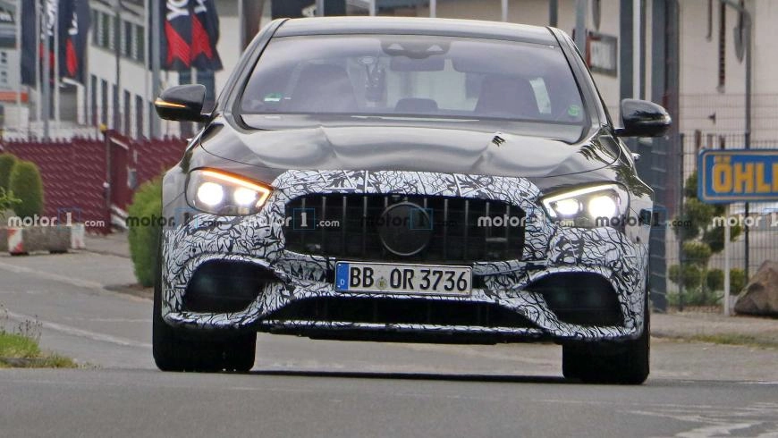 На тестах замечен прототип обновленного Mercedes-AMG E63 2021 года 