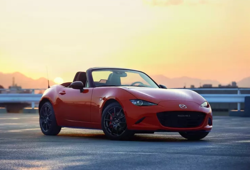 Спрос на родстер Mazda MX-5 30th Anniversary Edition превысил предложение Спрос на родстер Mazda MX-5 30th Anniversary Edition превысил предложение