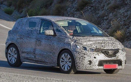 Новую модель Renault Scenic покажут на Женевском автосалоне