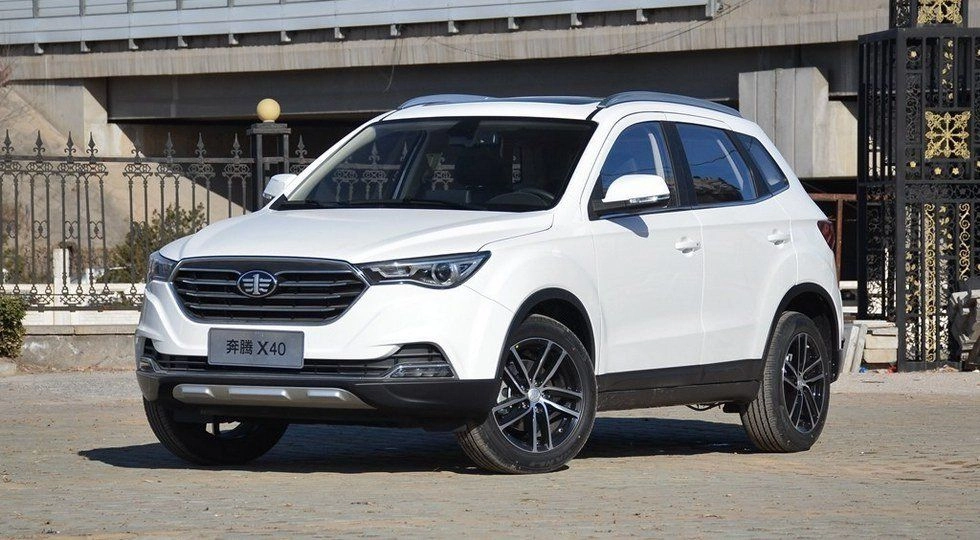 FAW X40: новый кросс уже в продаже