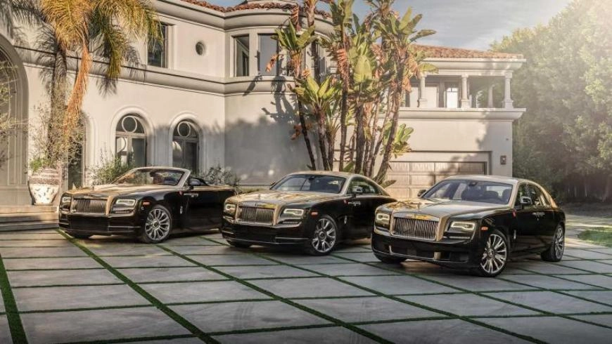 Rolls-Royce представил уникальную версию автомобилей в честь года свиньи