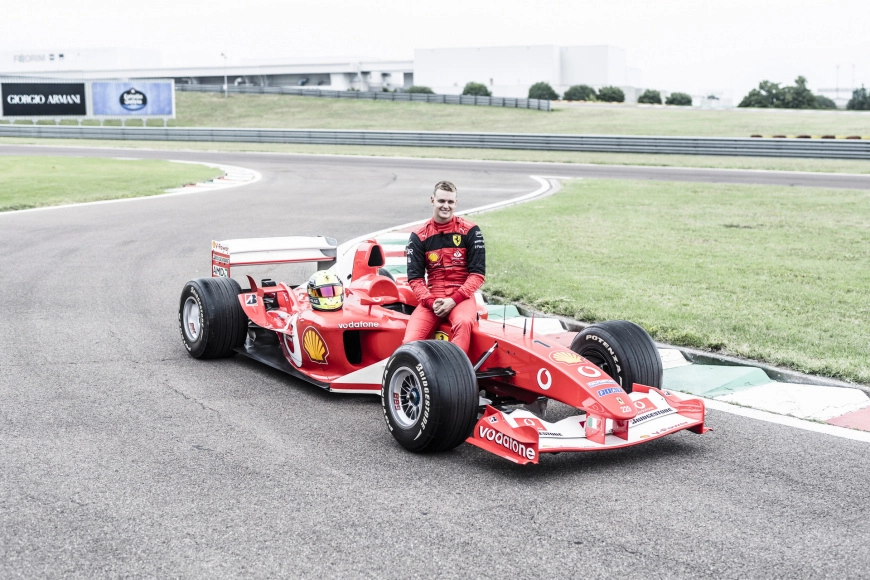 2003-Ferrari-F2003-GA-No.229-1.jpg 2003-Ferrari-F2003-GA-No.229-1.jpg